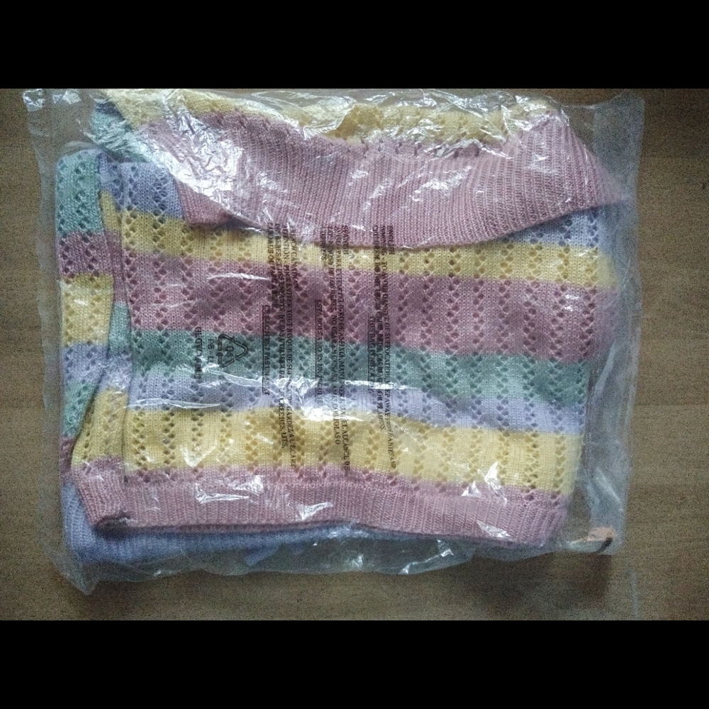 Almost Famous Striped Crochet Cropped Cami & Mini Skirt 2-piece set Jr's Medium - Picture 4 of 5
